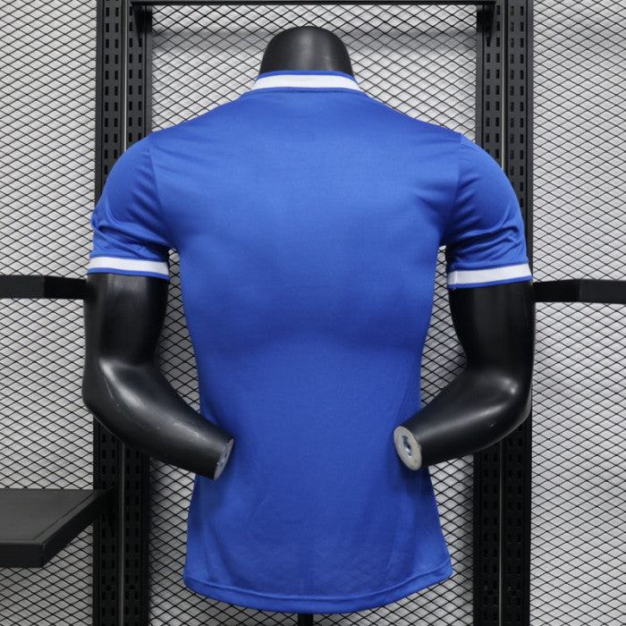 Real Madrid jugador 2025-2026 tercer equipación