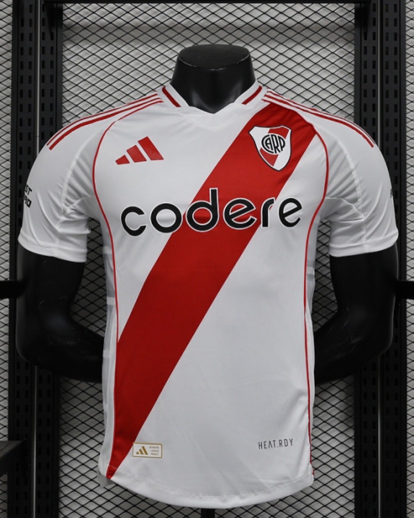 River Plate jugador 2024-2025 casa