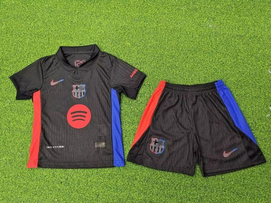 Barcelona uniforme niño visita