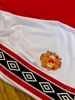 Manchester United uniforme niño retro