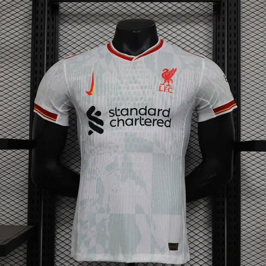 Liverpool 2024-2025 tercer equipación